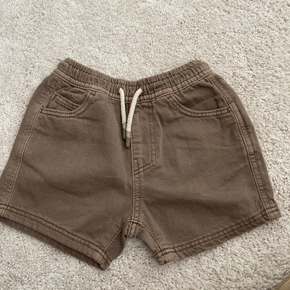 Zara light brown shorts. Worn once. 12-18M
